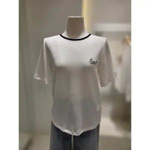 [SOUP](신세계 사우스시티) 라운드 배색 블라우스형 티셔츠 (SC4ST30)