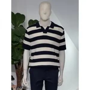 트루젠 아쿠아 코튼 네이비 스트라이프 반팔 오픈 카라 니트 티셔츠1230298