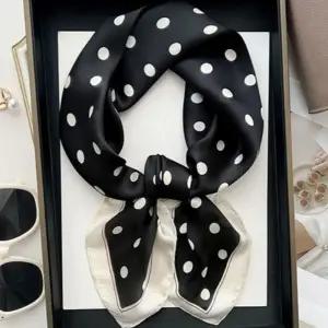 도트 패턴 쁘띠 사각 스카프 봄 가을 미니스카프 0324