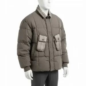 CP컴퍼니 플랫 나일론 숏 다운 재킷 17CMOW204A 005991G 359