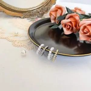 더블 꼬임 진주 라인 이어커프 귀걸이 무브 귀찌