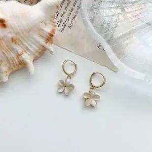 악세사리 퓨어 플라워 링 자개 귀걸이