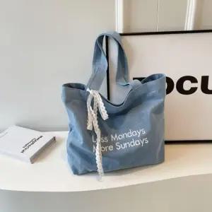 연청 에코백 캐주얼 청가방 패션 손가방 데님 숄더백 새학기 연청 데일리백 학생 가방 다용도 에코백