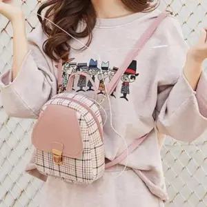 [패션] 여성 체크 포인트 크로스백 겸용 미니백팩 이어폰홀