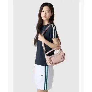 르꼬끄 LECOQ 여성 데일리 미니 크로스백 - 핑크 QR222WBG42 QR222WBG42_SPK0 461455