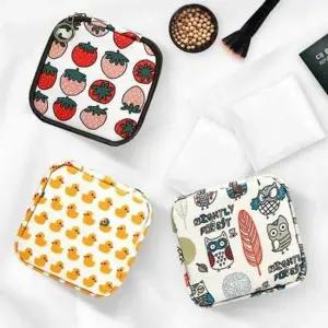 여성 사각 파우치 방수 지퍼 귀여운 생활 일러스트 스트로베리