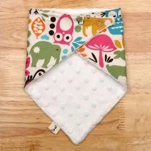 국내제작 WMO898A3 극세사 스노우빕 동물농장 턱받이 스카프빕