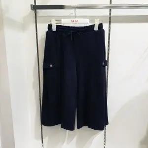 [소이]7부 사이드 폴딩 버뮤다바지 25F0293_BK