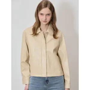 [하프클럽/]글로시 크롭 스트링 레더 점퍼 (택가격 398000원)