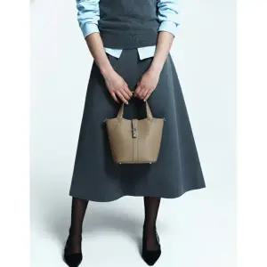 [닥스](센텀시티점)DCBA6E184I2 [CLA] 토페 소가죽 체크 장식 포인트 토트백 S