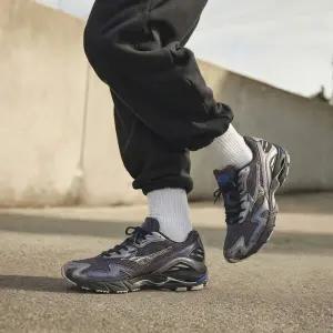 미즈노 웨이브 라이더 10 오디세이 블랙 남자 여성 런닝화 운동화 D1GA243113