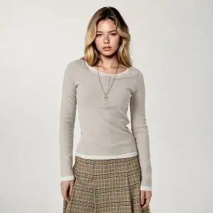 [후아유](의정부점)Layered Henry Neck Long Sleeve T-Shirt WHLAG2283F