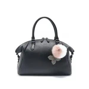 [롯데백화점]에스콰이아 여성 소가죽 소프트 토트백 EHBFHB741