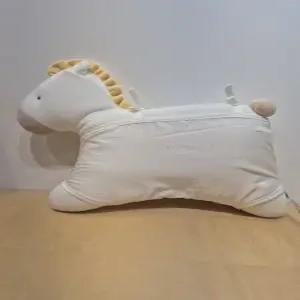 [압소바][압소바] 별별별 짱구베개  A1A31301 (P003750320)