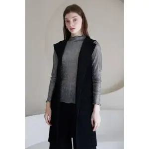 [요이츠](택가 156000원)[요이츠] 사선 플리츠 오픈 베스트_YJ03WNPVT03