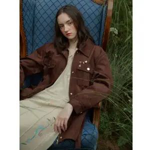 [롯데백화점]DEWL 스웨이드 벨티드 자켓 D254MSF037