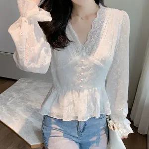 어나더블 렉스 레이스 블라우스