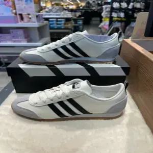 [슈마커] 아디다스 JS1031 VS조그 2.0 여성 스니커즈 운동화