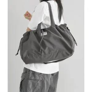 디랩 D.LAB 스트링 포켓 보스턴 트래블백 gray 5007630194 3032513