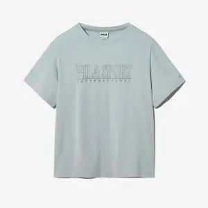 [휠라](대구신세계)[FILA] 냉감 인터내셔널 레터링 반팔티 (FS2RSH2104X_LGY)