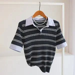 [잇수다] 모리블 카라 셔츠 레이어드 스트라이프 꽈배기 반팔 니트