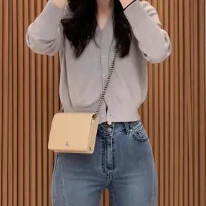 GG 마몽 체인 WOC 크로스백 라이트베이지 790060