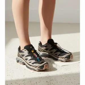 살로몬 XT-6 트레일러닝화 운동화 블랙 포타벨라 퓨터 L47582400