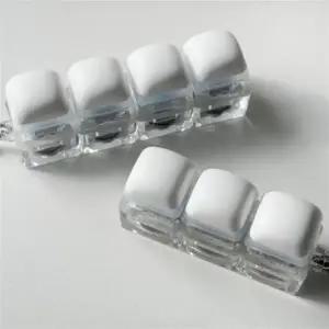 [텐바이텐]반짝반짝 LED 청축 키캡 4구 키링고리 키캡키링