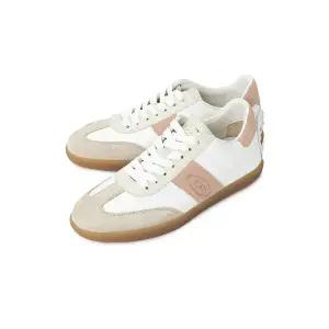 [토즈] 25FW 탭스 스니커즈 멀티 XXW68C0IJ20 TKU YYG0