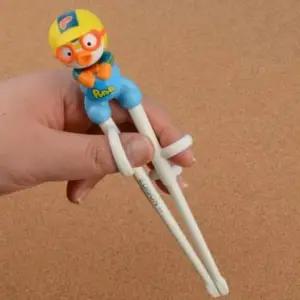 왼손젓가락 캐릭터수저 귀여운젓가락 아이젓가락 연습용젓가락 왼손용