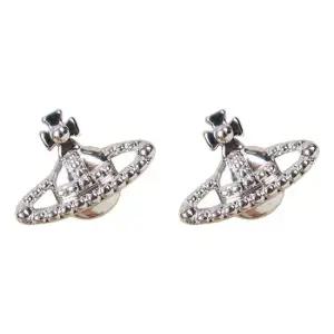 26SS 여성 파라 귀걸이 실버 62010015 02P019