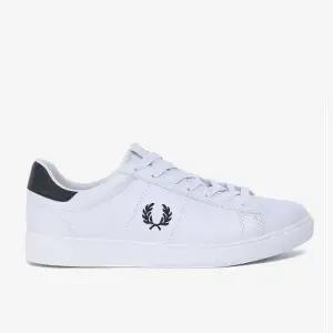 프레드페리 FRED PERRY 23SS 남여공용 스니커즈 뉴 스펜서 레더 SFPU23143341002356200