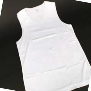 V넥 심리스 이너나시 화이트 105 신축성 런닝 머슬웨