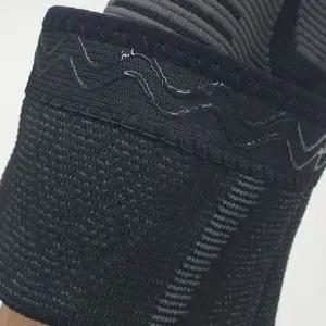 P1 등산 헬스 니슬리브 무릎보호대 블랙 M