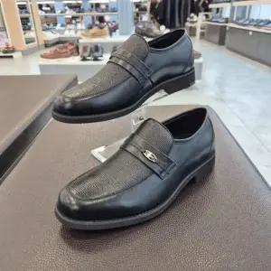 엘칸토 HC11 소가죽 남성화 세미정장 로퍼  M4H4U5J1319