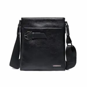 BG04-DTTS011 남성 벨트장식 가죽 메신저 크로스백 메신저 미니백 외출 학생 보조백 카키