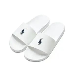 폴로 POLO RALPH LAUREN 시그니처 포니 슬라이드 샌들 - 화이트