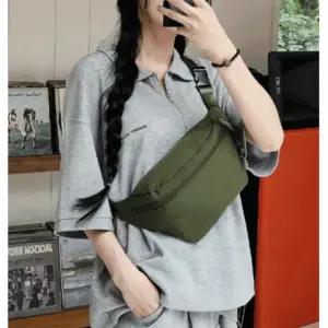 [다잇템]남여공용 여행용 보조백 캐주얼 미니 힙색 가방