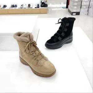 [탠디]by미셸 x24519 소가죽  4cm 통굽 초경량 털내피 여성 앵글부츠 cc13_CC