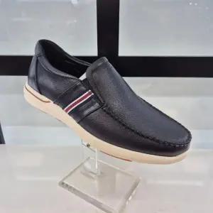 [ELCANTO]엘칸토 HC11 소가죽 남성화 초경량 세미케주얼 로퍼 V2H9U5J1359 (S48116510)