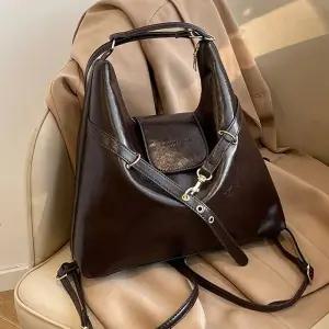 [달라보여]시밀러 데일리 숄더백 a04048