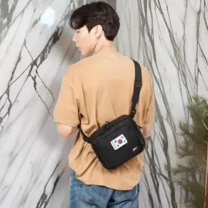 [옷자락]남자 태극기패치 사각 경량 크로스백