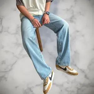 [옷자락]남성 여름 스트레이트 워싱 청바지 뒷밴딩 커플용