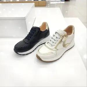 [탠디]by미셸 소가죽소재 4cm굽  발편한 여성 키높이 스니커즈  x25015 cc7_CC