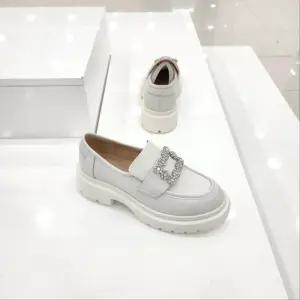 [탠디]by미셸 소가죽소재 5cm굽  발편한 큐빅장식 여성 통굽 로퍼  cc9_CC