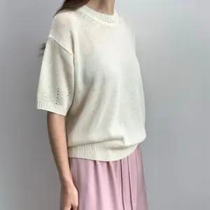 [문에이블]문에이블 여자 여름 루즈핏 데일리 베이직 상의 린넨 벌룬 소매 반팔 니트