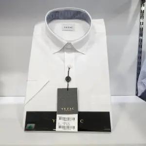 [예작]예작YJJ3MBR201 폴리 스트레치  솔리드  카라배색  스냅버튼 일반핏  반팔셔츠_