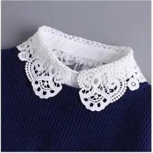 [패션] 플라워무늬 레이스 자수포인트 여성 펀칭 페이크 카라