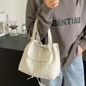 나일론크로스백 나일론 데일리 가벼운 크로스 백 가방 아이보리