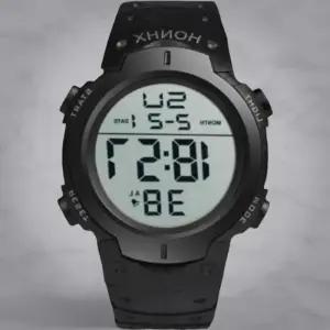 [옷자락]남성용 캐주얼 스포츠 대형다이얼 패션 검정 시계